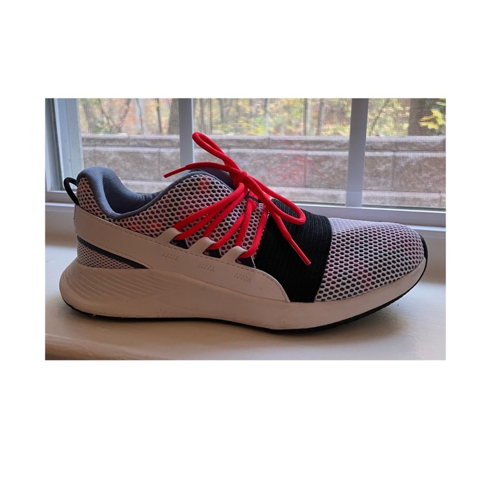 Under Armor Sneakers
